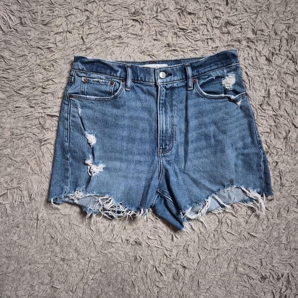 Womens Abercrombie & Fitch Shorts The 4" Mom Short High Rise Distressed Raw Fray